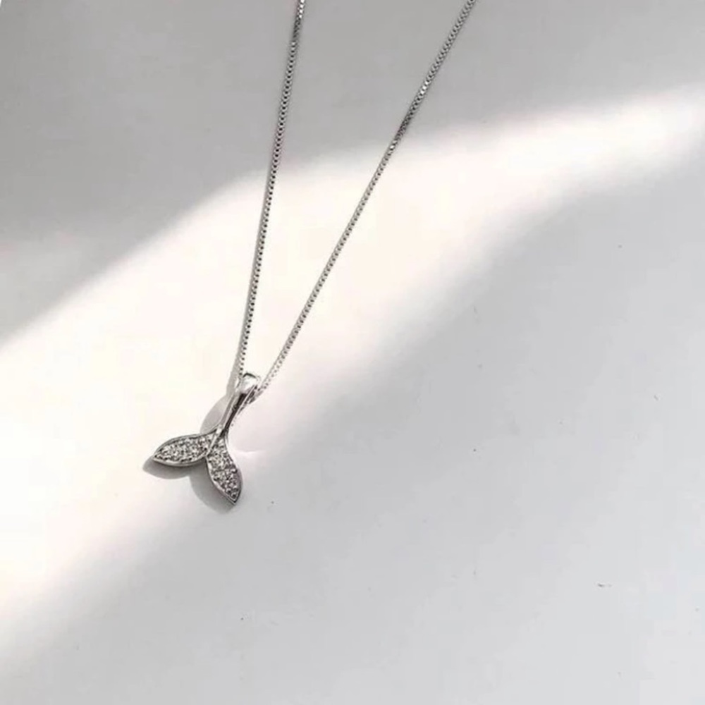 Silver Fishtail Necklace - Picture 3 of 4